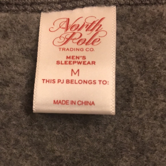 Very Merry Dad Gray Christmas Sweatshirt - NWT (Sweatshirt Only) - Medium - Picture 5 of 6